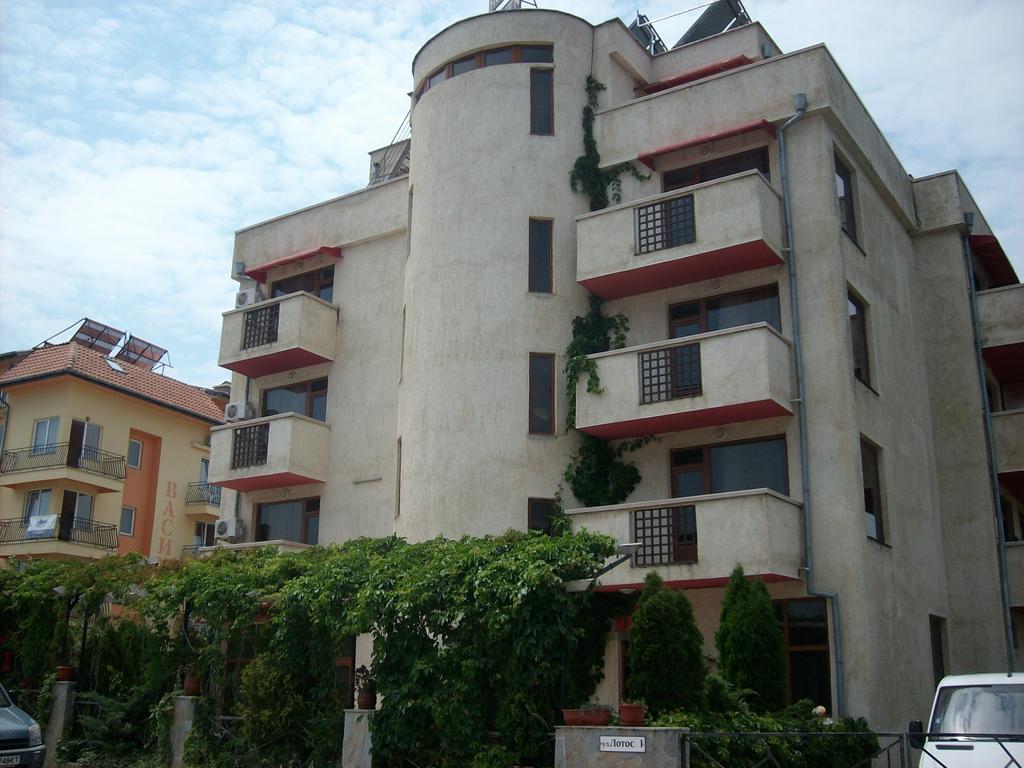 Hotel Neven Primorsko Dış mekan fotoğraf