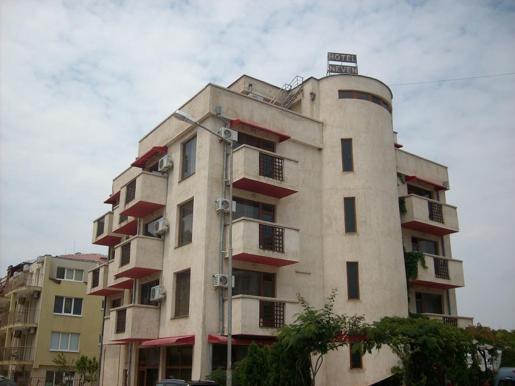 Hotel Neven Primorsko Dış mekan fotoğraf
