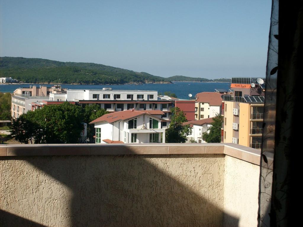 Hotel Neven Primorsko Dış mekan fotoğraf