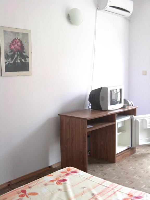 Hotel Neven Primorsko Dış mekan fotoğraf